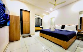 Hotel Near Me, Rajkot